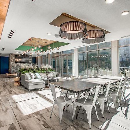 Lush Downtown Condo On Riverwalk W King Ste, Free Parking, Pet Friendly, Centrally Located On Riverwalk Сан-Антонио Экстерьер фото